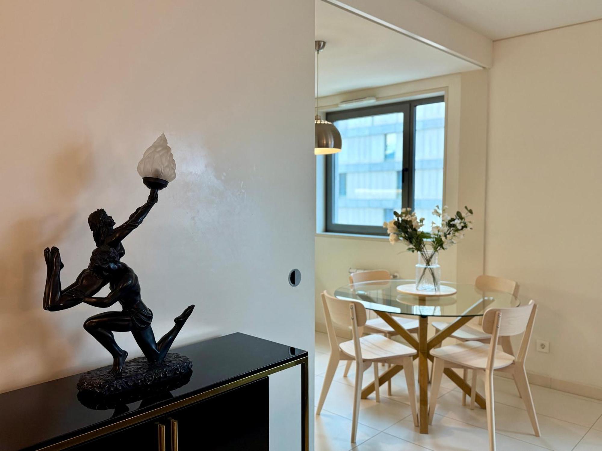 Fernando Pessoa Expo Apartment *